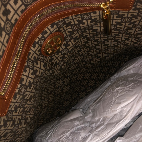 Tory Burch Purses - Picture 5 of 5